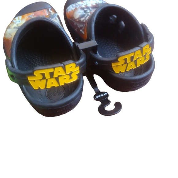 Crocs Star Wars Black & Yellow Clog - Kids Size 6/7 - Picture 14 of 14